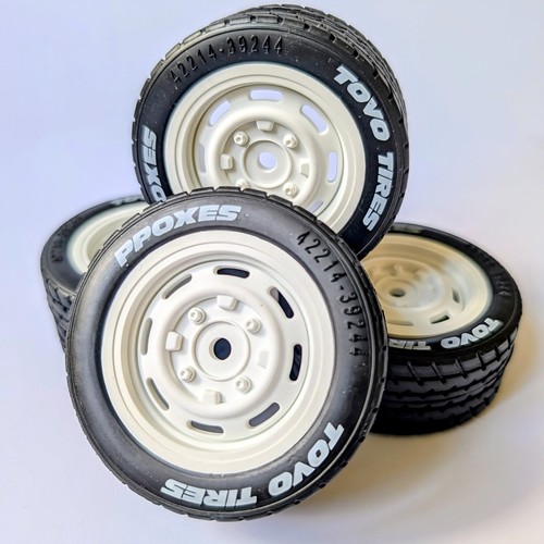 Car wheel and tyre set - 1/10,
