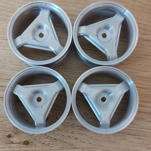 10th scale spoke - scale,